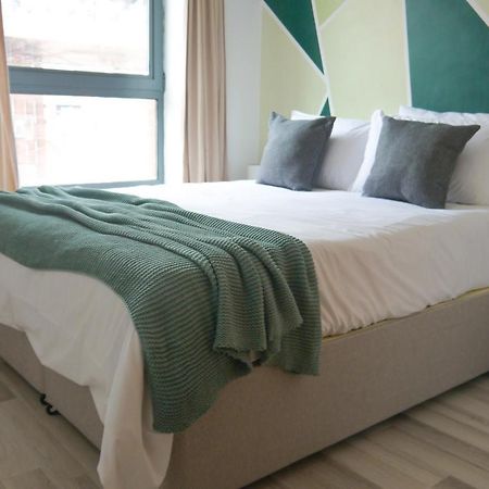 דירות שפילד Perfect For Relocation & Business- Near Hospital מראה חיצוני תמונה