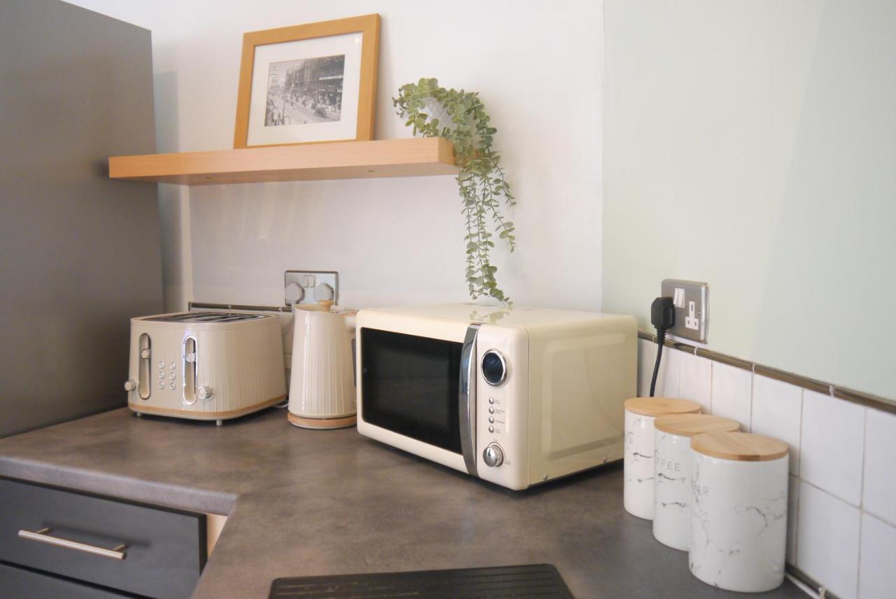דירות שפילד Perfect For Relocation & Business- Near Hospital מראה חיצוני תמונה